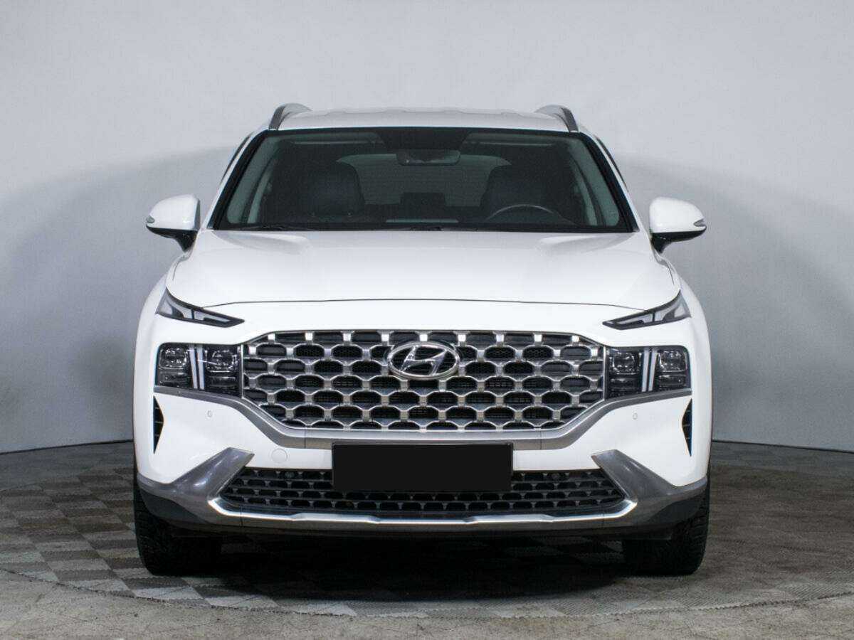 Hyundai Santa Fe 2021 года с пробегом. Фото: #1