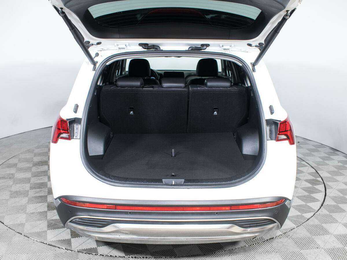 Hyundai Santa Fe 2021 года с пробегом. Фото: #18