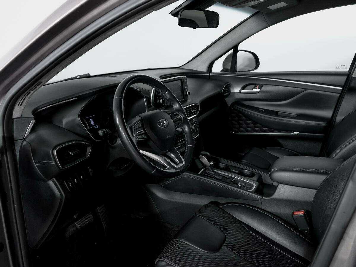 Hyundai Santa Fe 2018 года с пробегом. Фото: #14