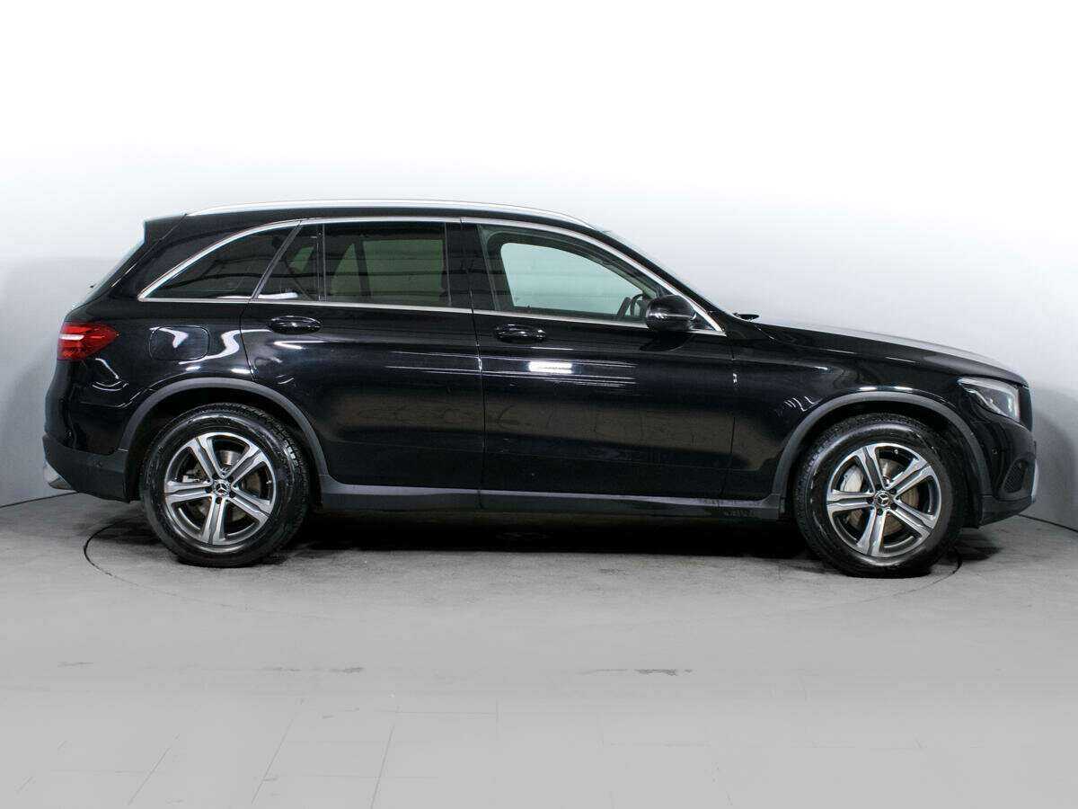 Mercedes-Benz GLC 2017 года с пробегом. Фото: #3