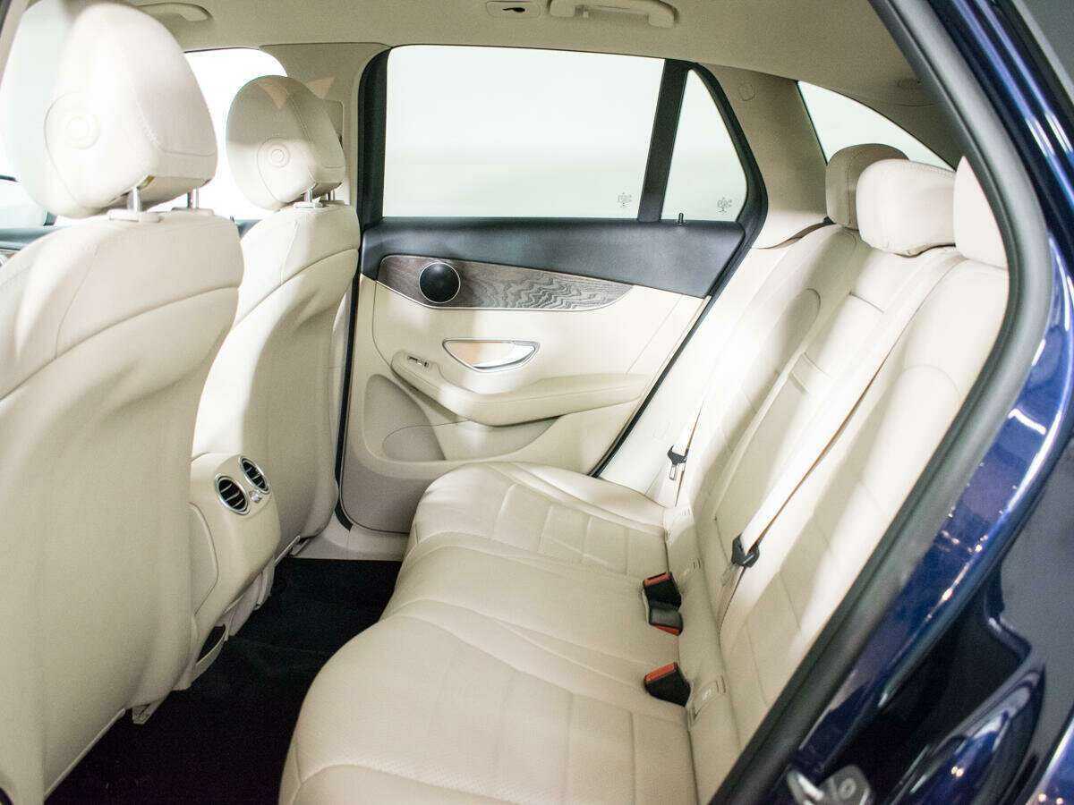 Mercedes-Benz GLC 2020 года с пробегом. Фото: #9