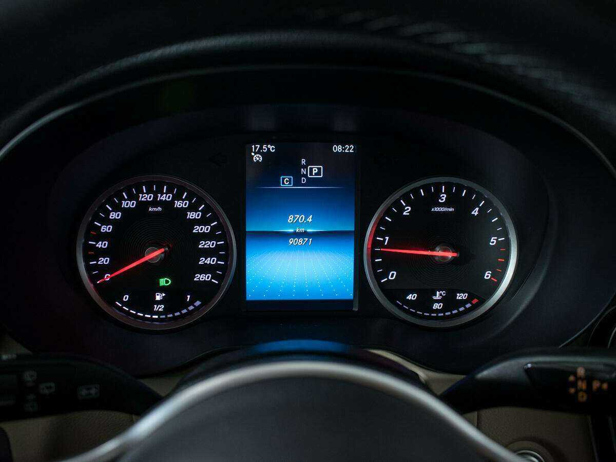 Mercedes-Benz GLC 2020 года с пробегом. Фото: #10