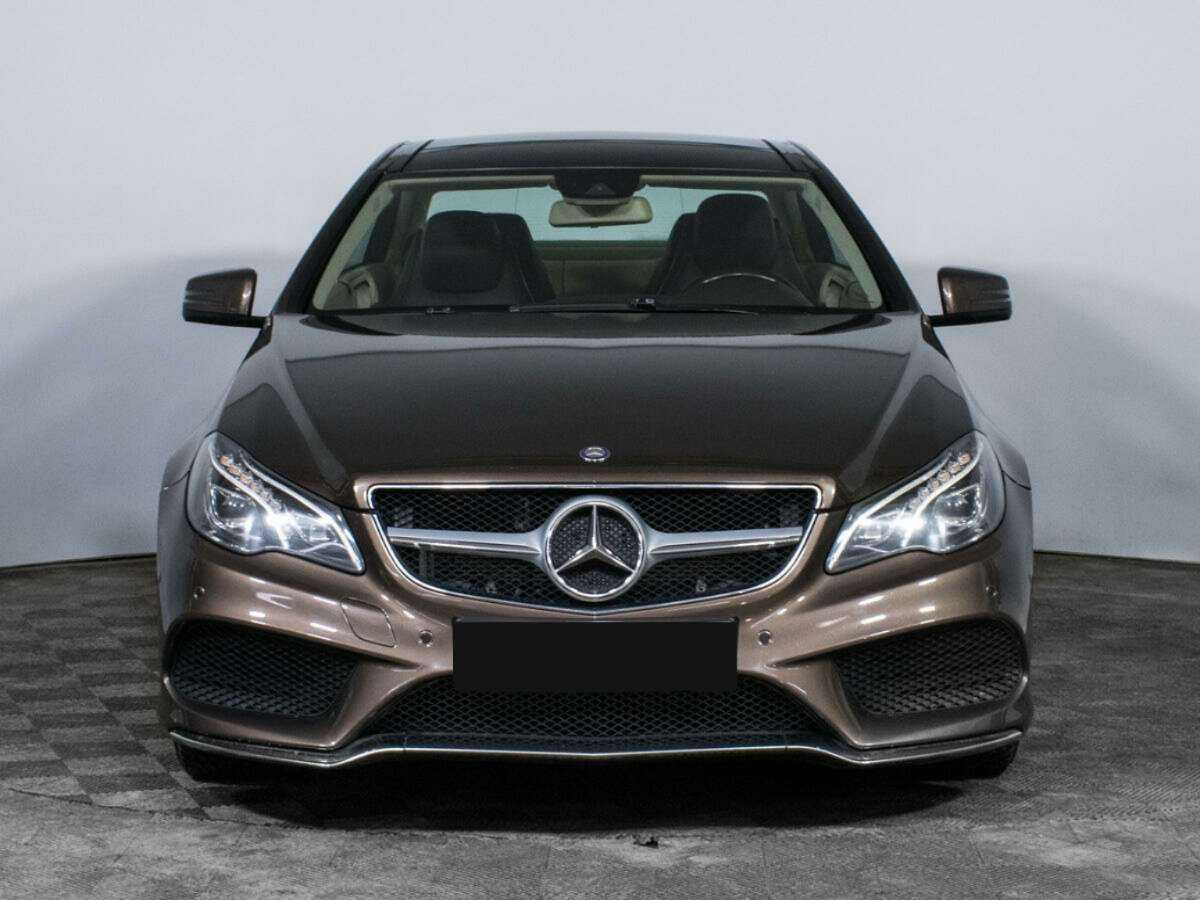 Mercedes-Benz E-Класс 2014 года с пробегом. Фото: #1