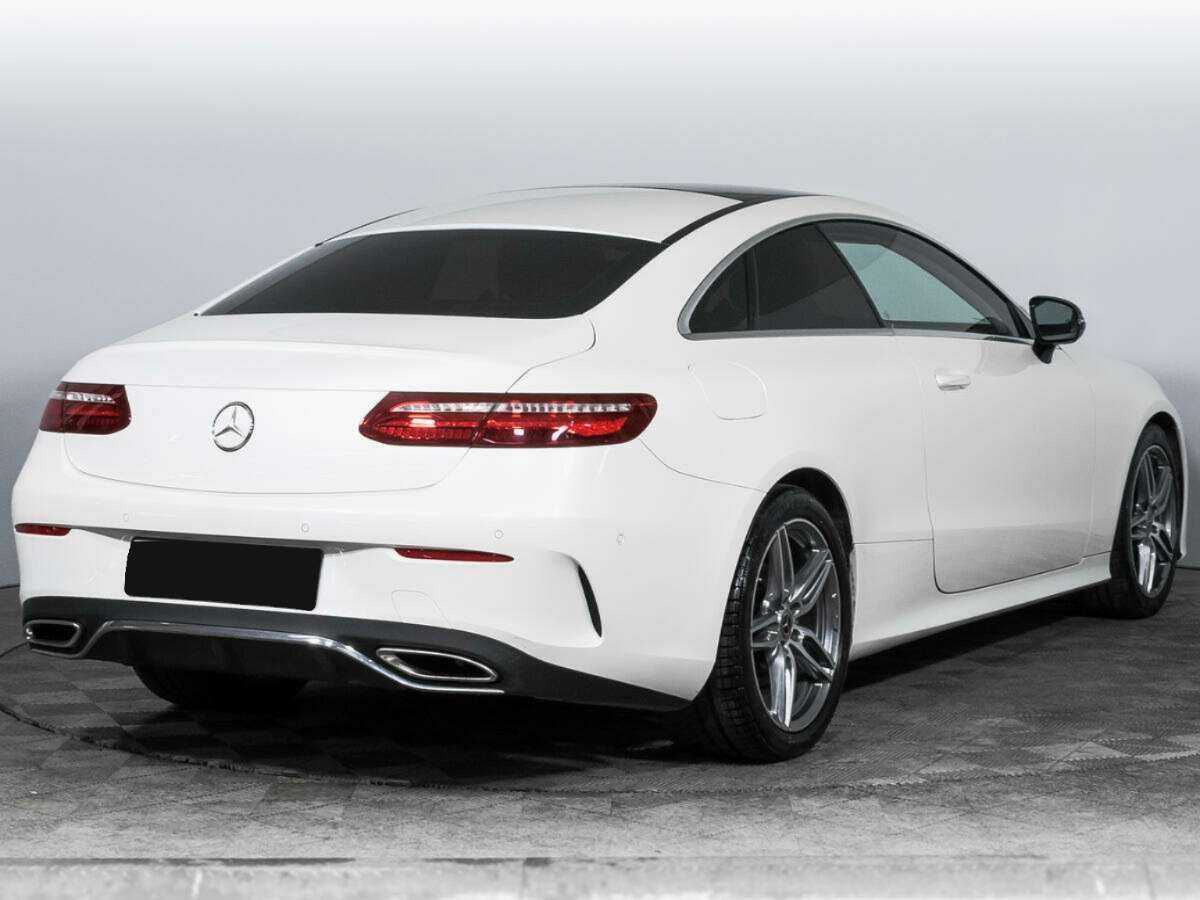 Mercedes-Benz E-Класс 2017 года с пробегом. Фото: #4