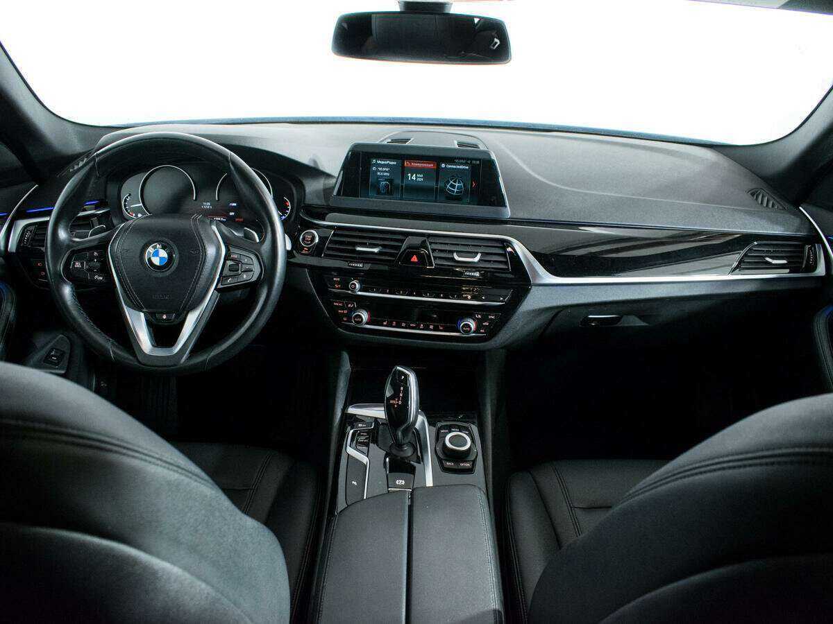 BMW 5 серии 2018 года с пробегом. Фото: #11