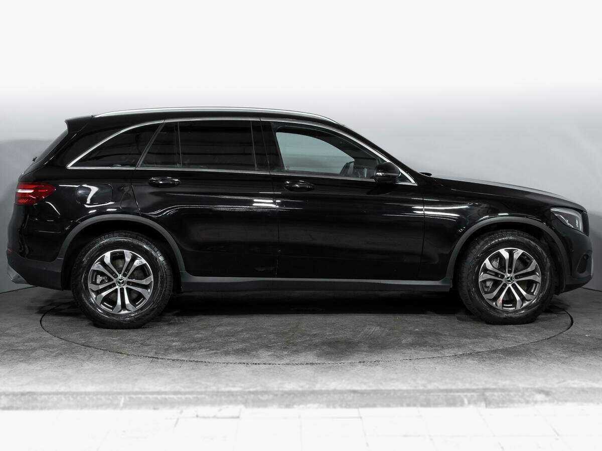 Mercedes-Benz GLC 2018 года с пробегом. Фото: #3