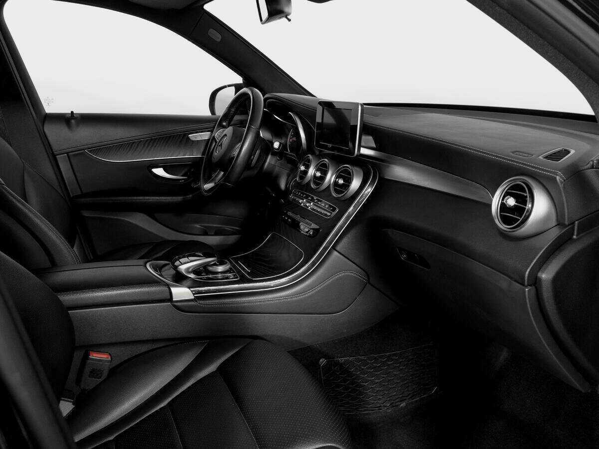 Mercedes-Benz GLC 2018 года с пробегом. Фото: #8