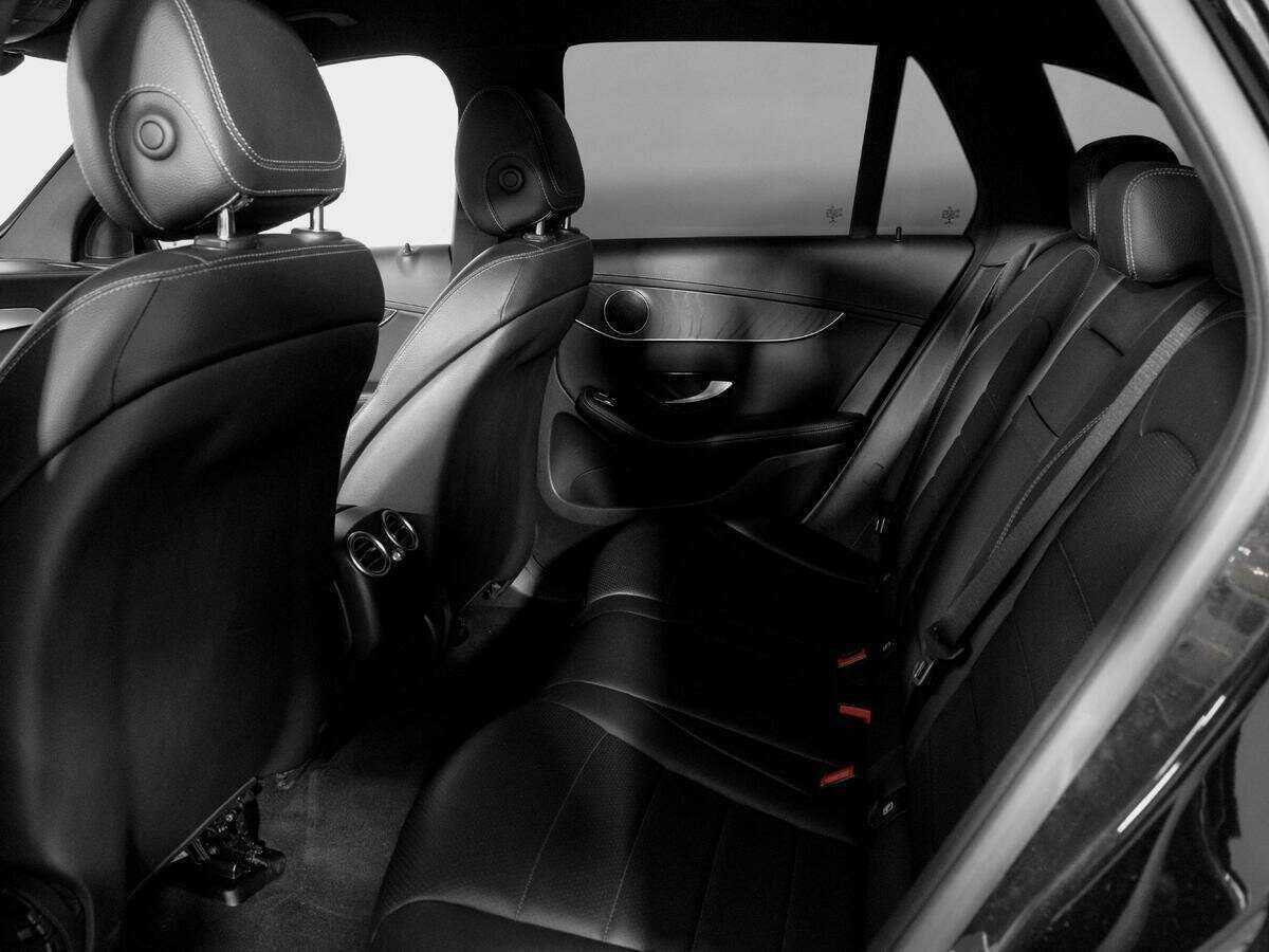 Mercedes-Benz GLC 2018 года с пробегом. Фото: #9