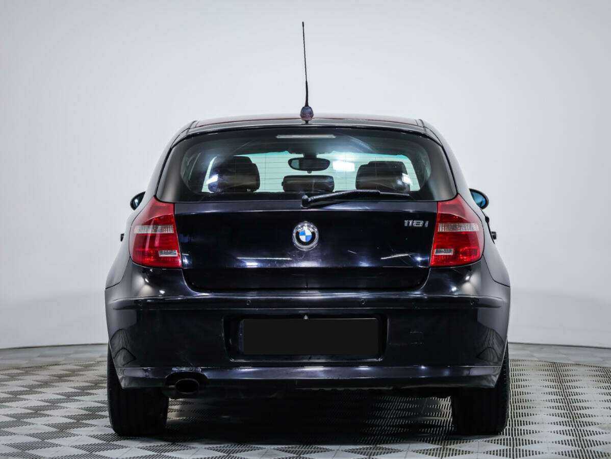 BMW 1 серии 2008 года с пробегом. Фото: #4