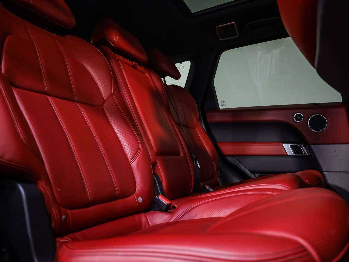 Land Rover Range Rover Sport 2014 года с пробегом. Фото: #11