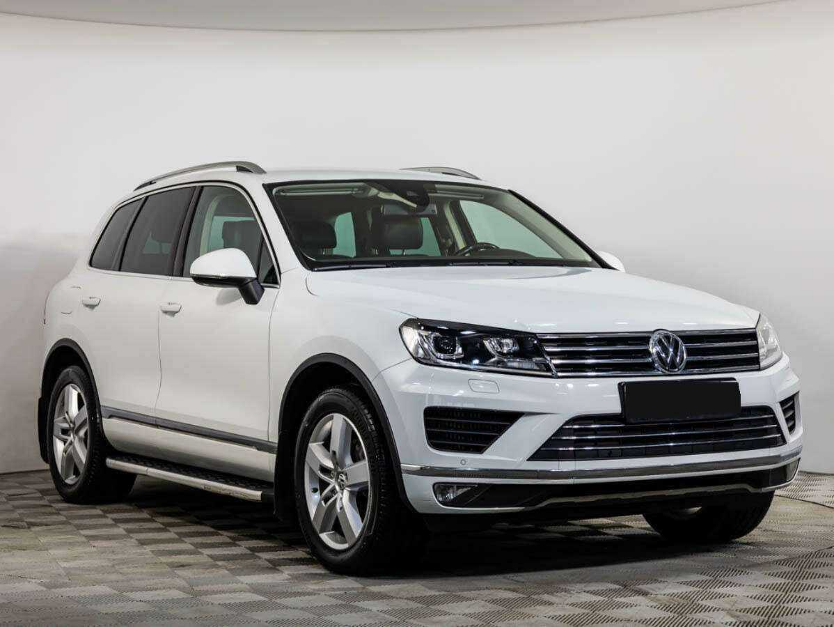 Volkswagen Touareg 2015 года с пробегом. Фото: #1