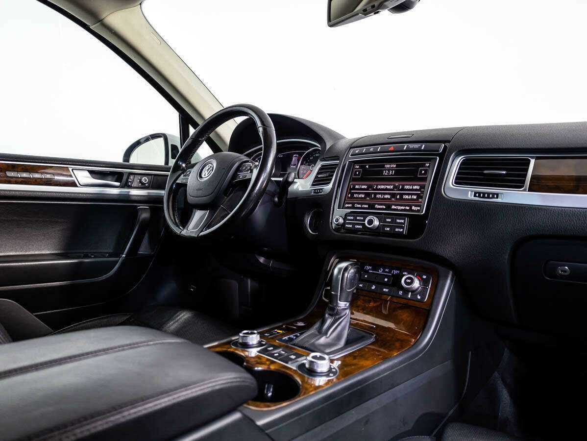 Volkswagen Touareg 2015 года с пробегом. Фото: #7