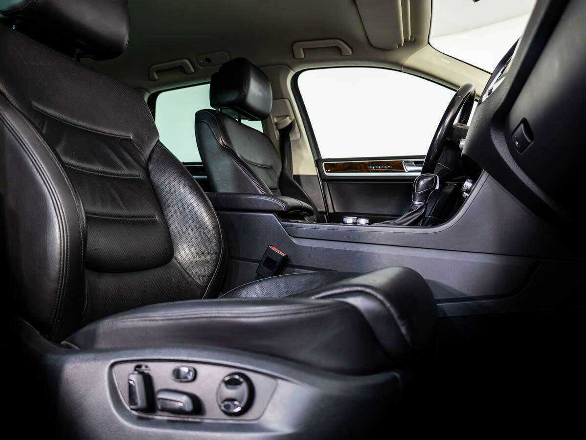 Volkswagen Touareg 2015 года с пробегом. Фото: #10