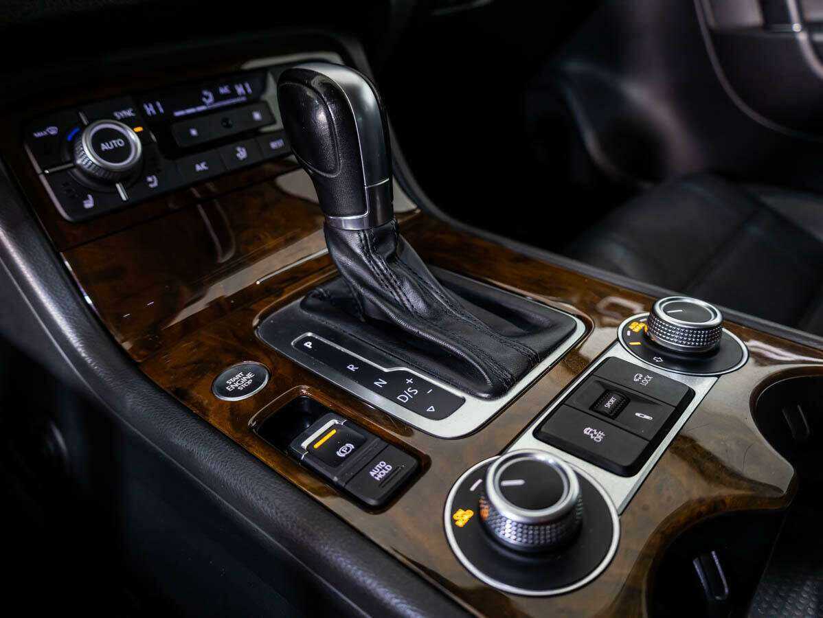Volkswagen Touareg 2015 года с пробегом. Фото: #14