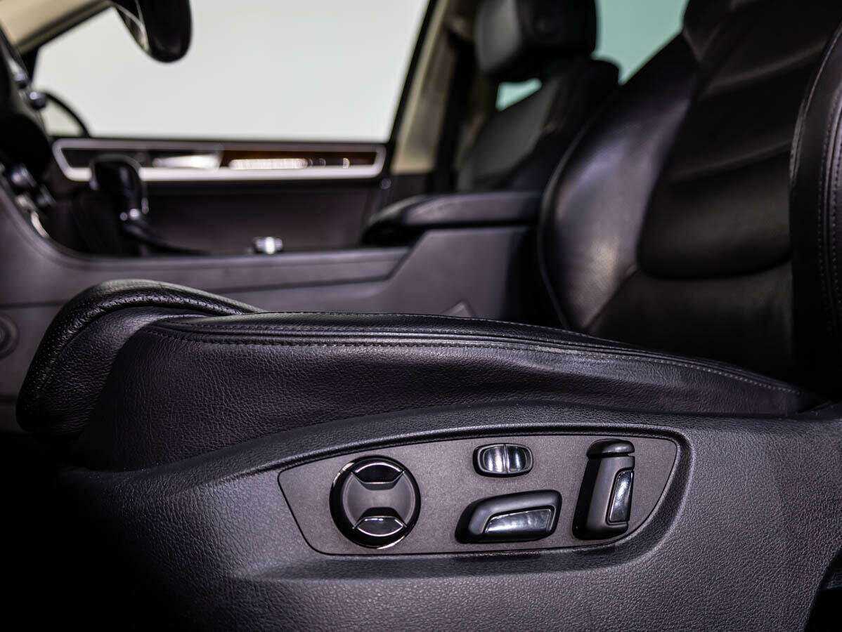 Volkswagen Touareg 2015 года с пробегом. Фото: #15