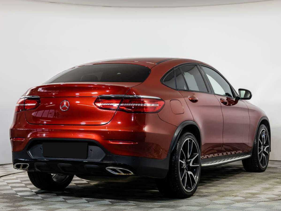 Mercedes-Benz GLC Coupe 2017 года с пробегом. Фото: #3