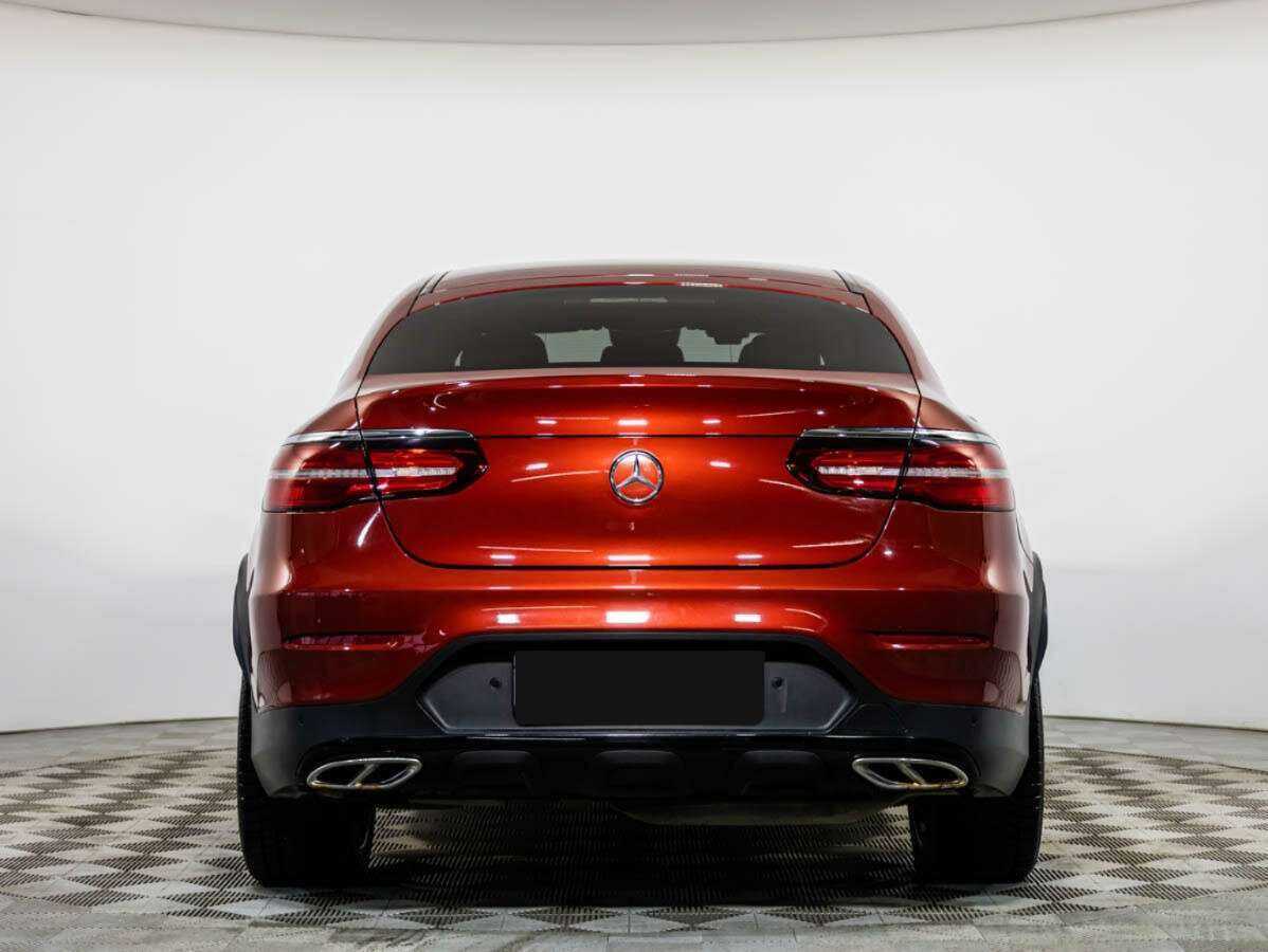 Mercedes-Benz GLC Coupe 2017 года с пробегом. Фото: #4