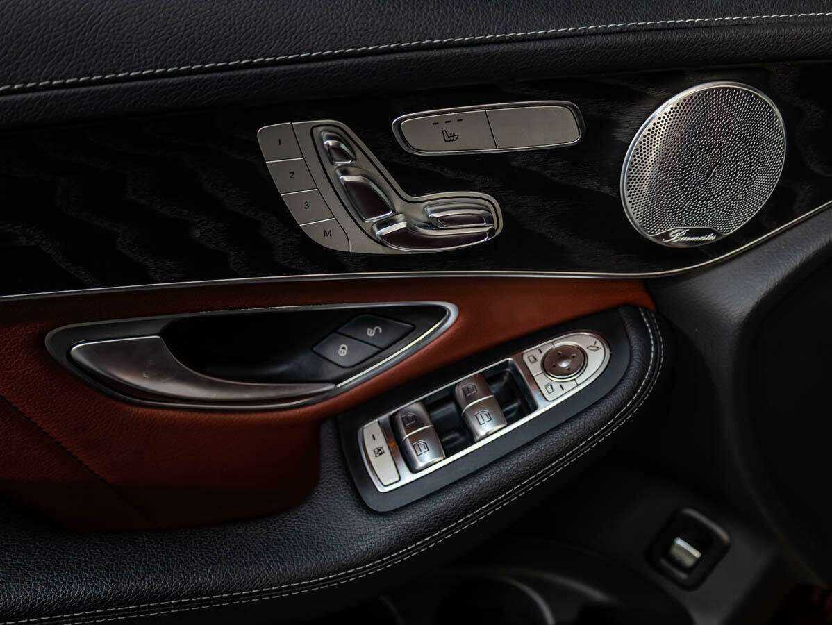 Mercedes-Benz GLC Coupe 2017 года с пробегом. Фото: #16