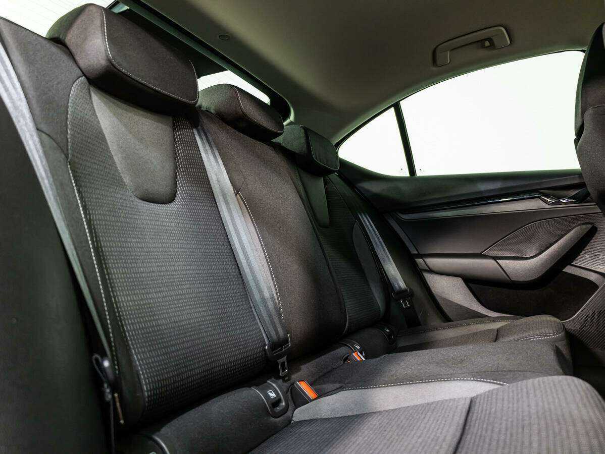 Skoda Octavia 2020 года с пробегом. Фото: #10