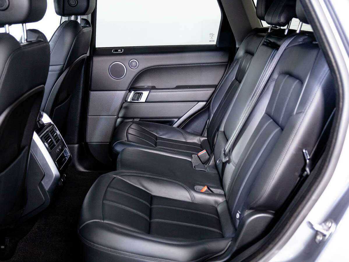 Land Rover Range Rover Sport 2020 года с пробегом. Фото: #10