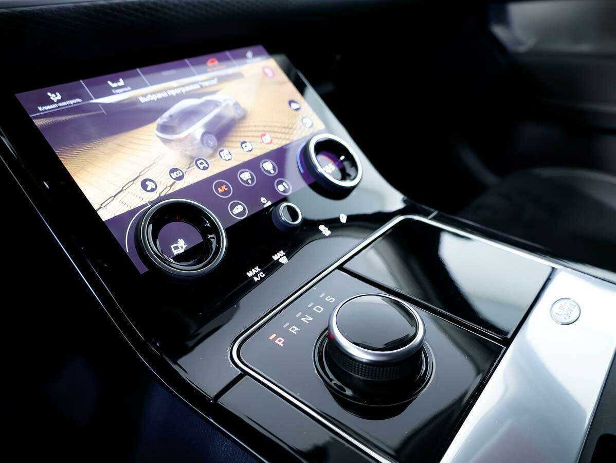 Land Rover Range Rover Velar 2019 года с пробегом. Фото: #17