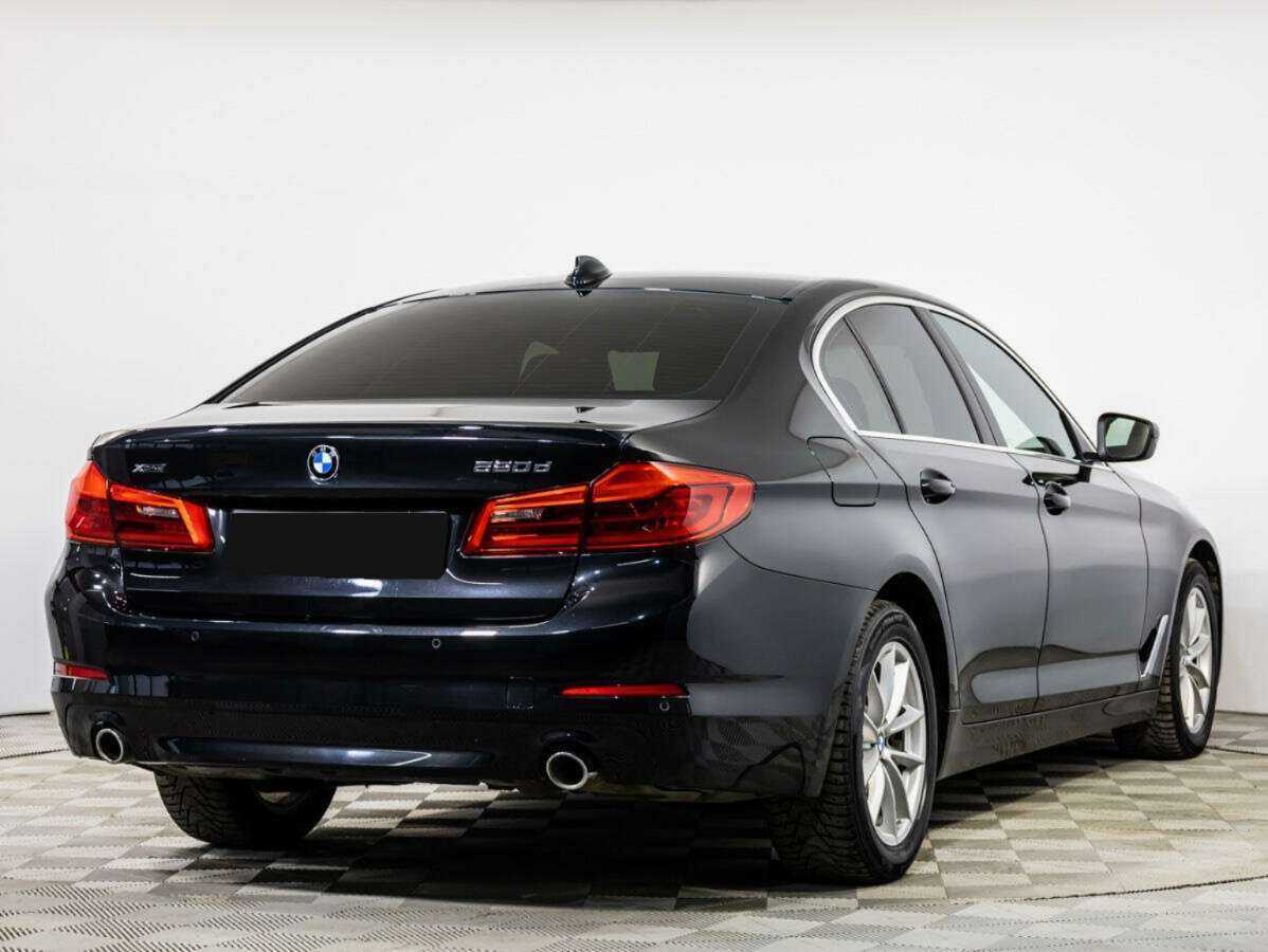 BMW 5 серии 2019 года с пробегом. Фото: #3