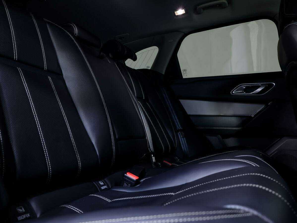 Land Rover Range Rover Velar 2018 года с пробегом. Фото: #10