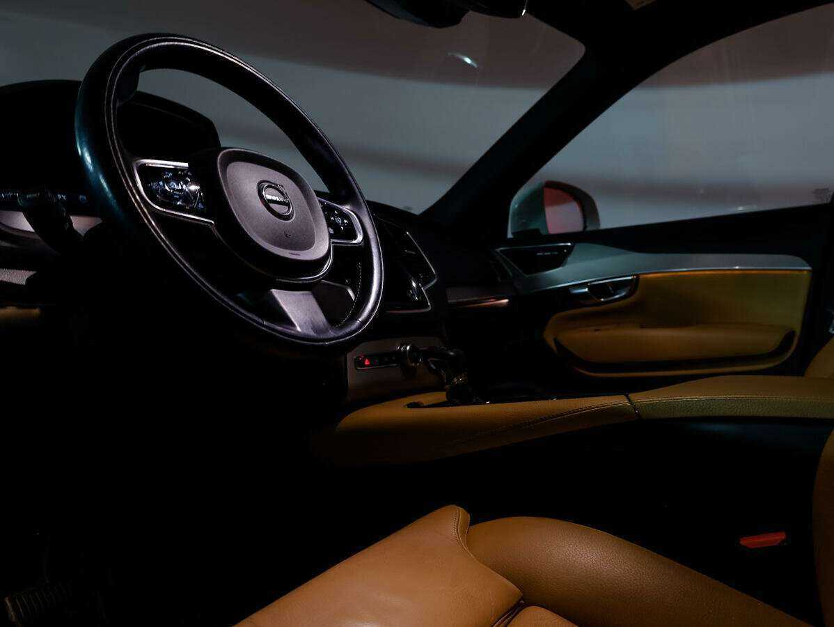 Volvo XC90 2016 года с пробегом. Фото: #23