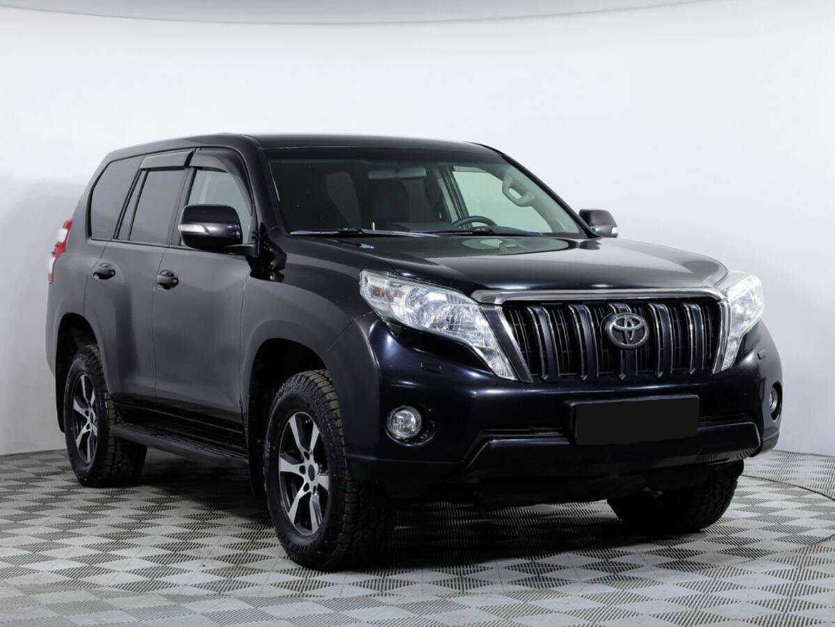 Toyota Land Cruiser Prado 2017 года с пробегом. Фото: #2