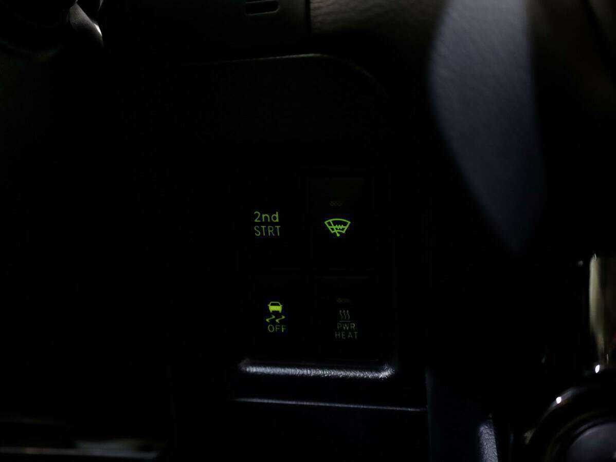 Toyota Land Cruiser Prado 2017 года с пробегом. Фото: #19