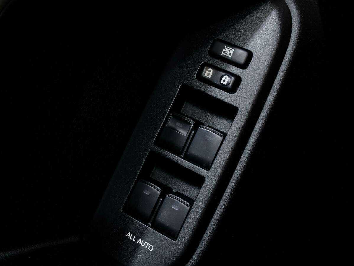 Toyota Land Cruiser Prado 2017 года с пробегом. Фото: #21