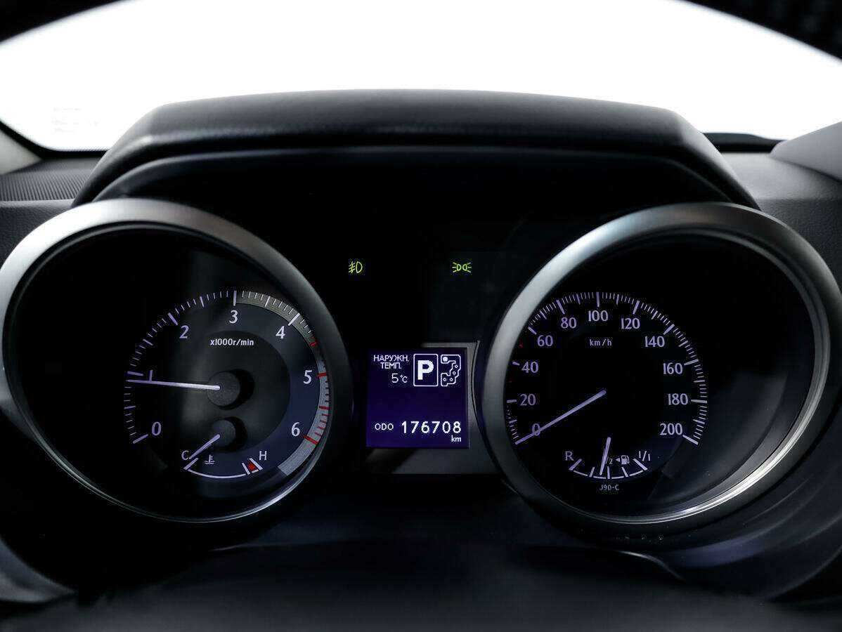 Toyota Land Cruiser Prado 2017 года с пробегом. Фото: #27