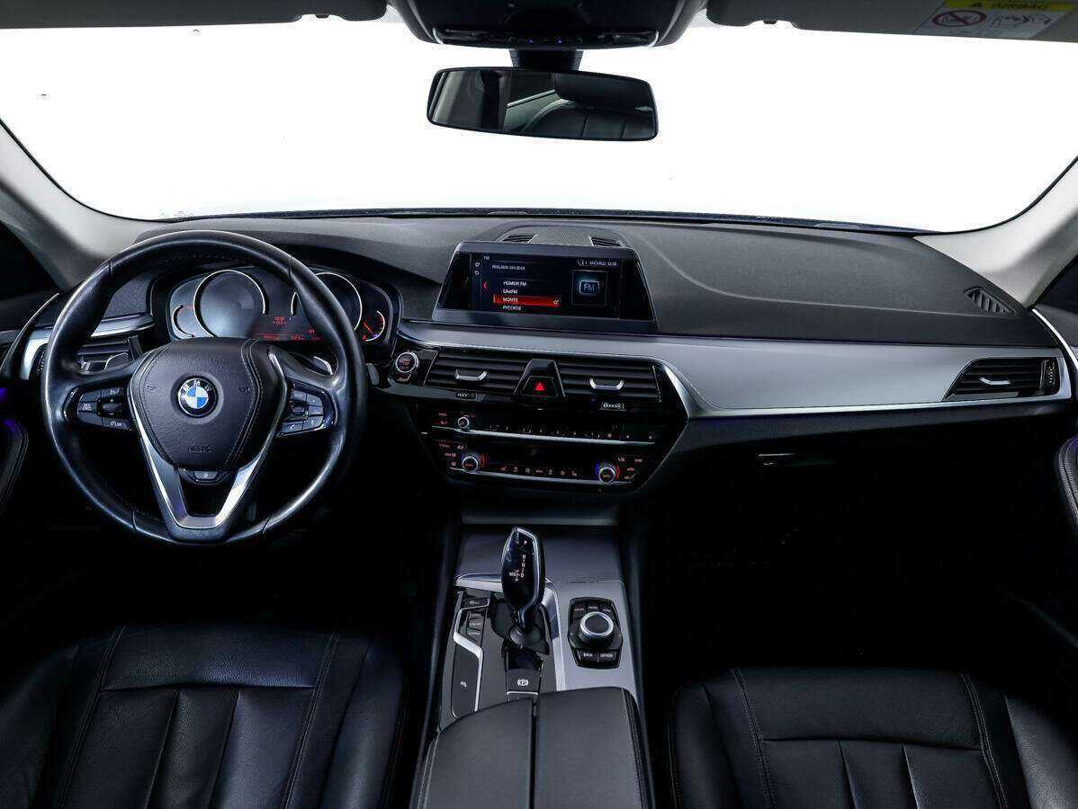 BMW 5 серии 2018 года с пробегом. Фото: #8
