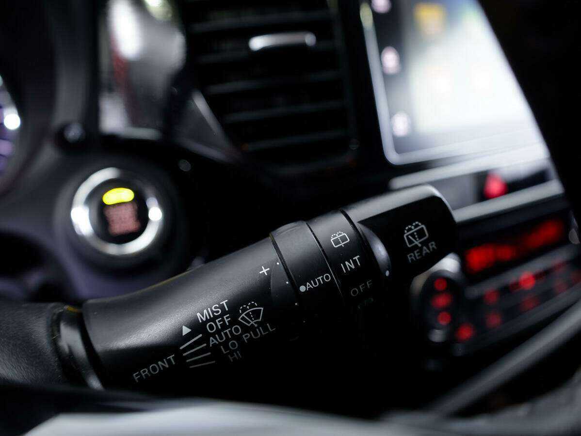 Mitsubishi Outlander 2018 года с пробегом. Фото: #21