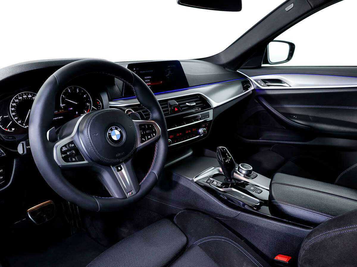 BMW 5 серии 2019 года с пробегом. Фото: #8