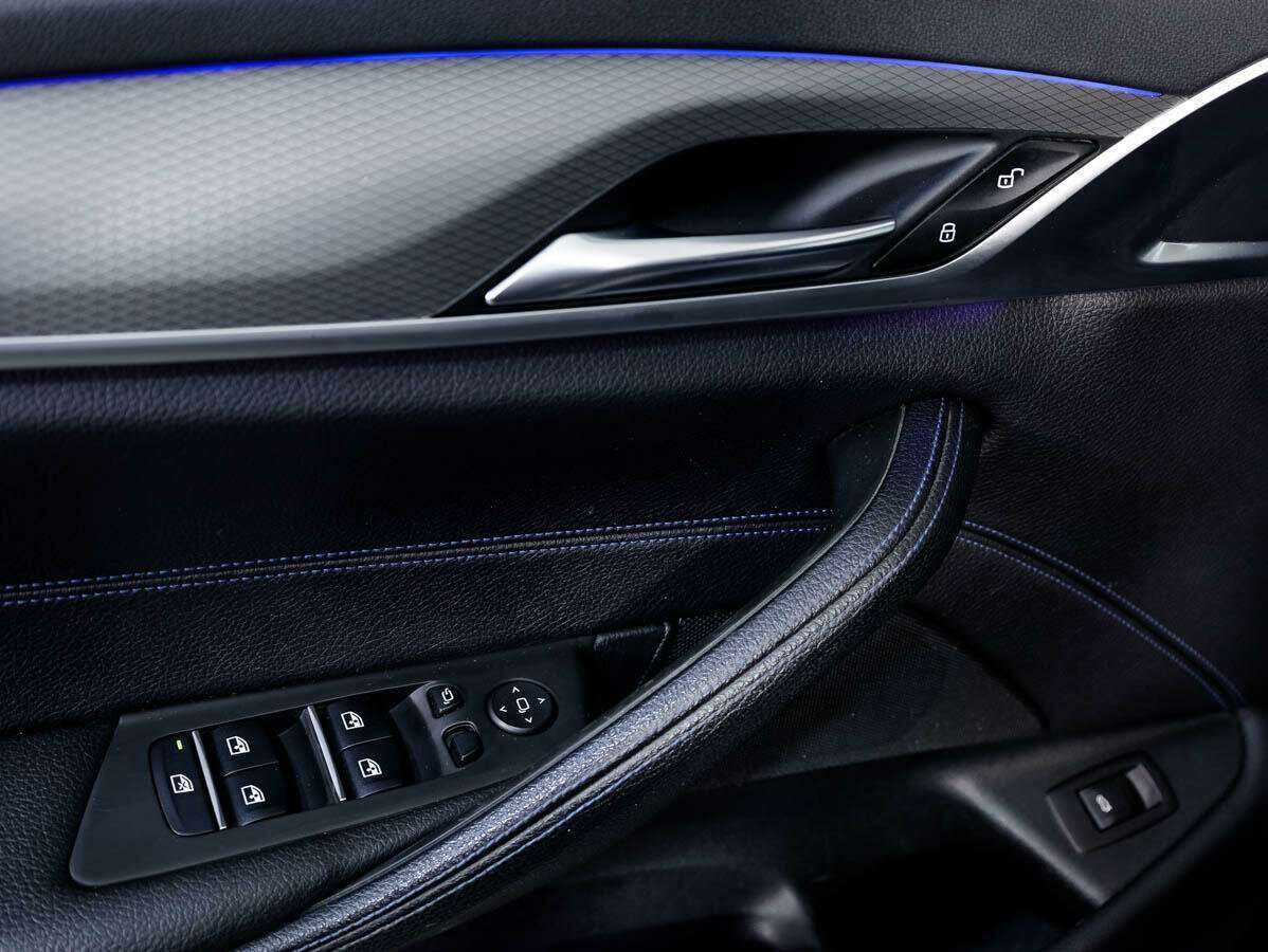 BMW 5 серии 2019 года с пробегом. Фото: #12