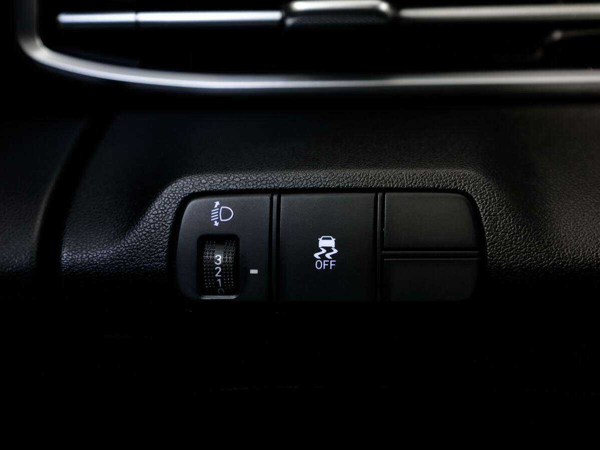 Hyundai Elantra 2021 года с пробегом. Фото: #20