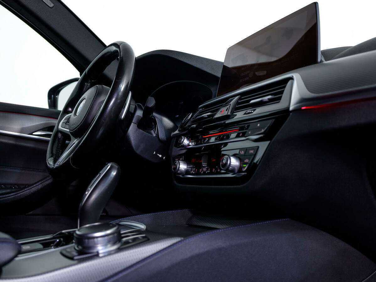BMW 5 серии 2018 года с пробегом. Фото: #15