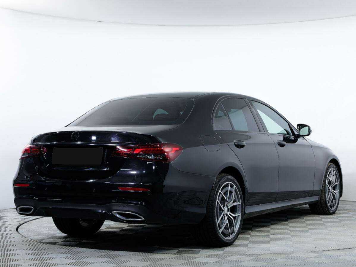 Mercedes-Benz E-Класс 2020 года с пробегом. Фото: #4