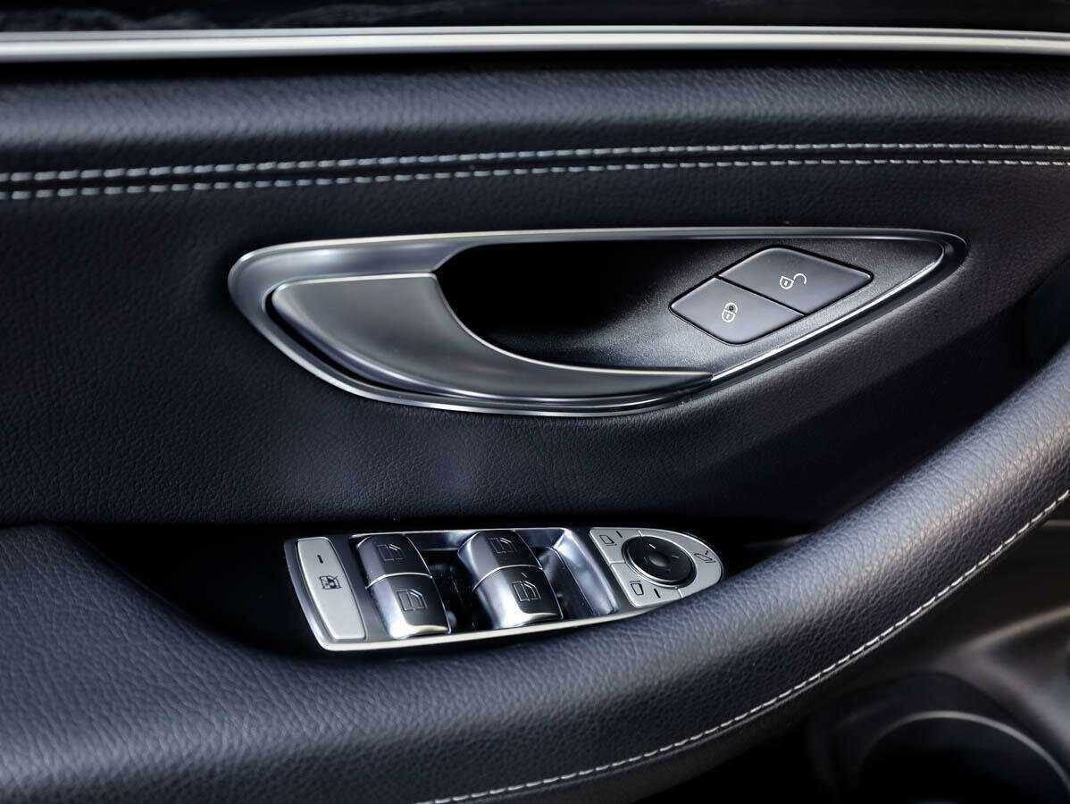 Mercedes-Benz E-Класс 2020 года с пробегом. Фото: #23