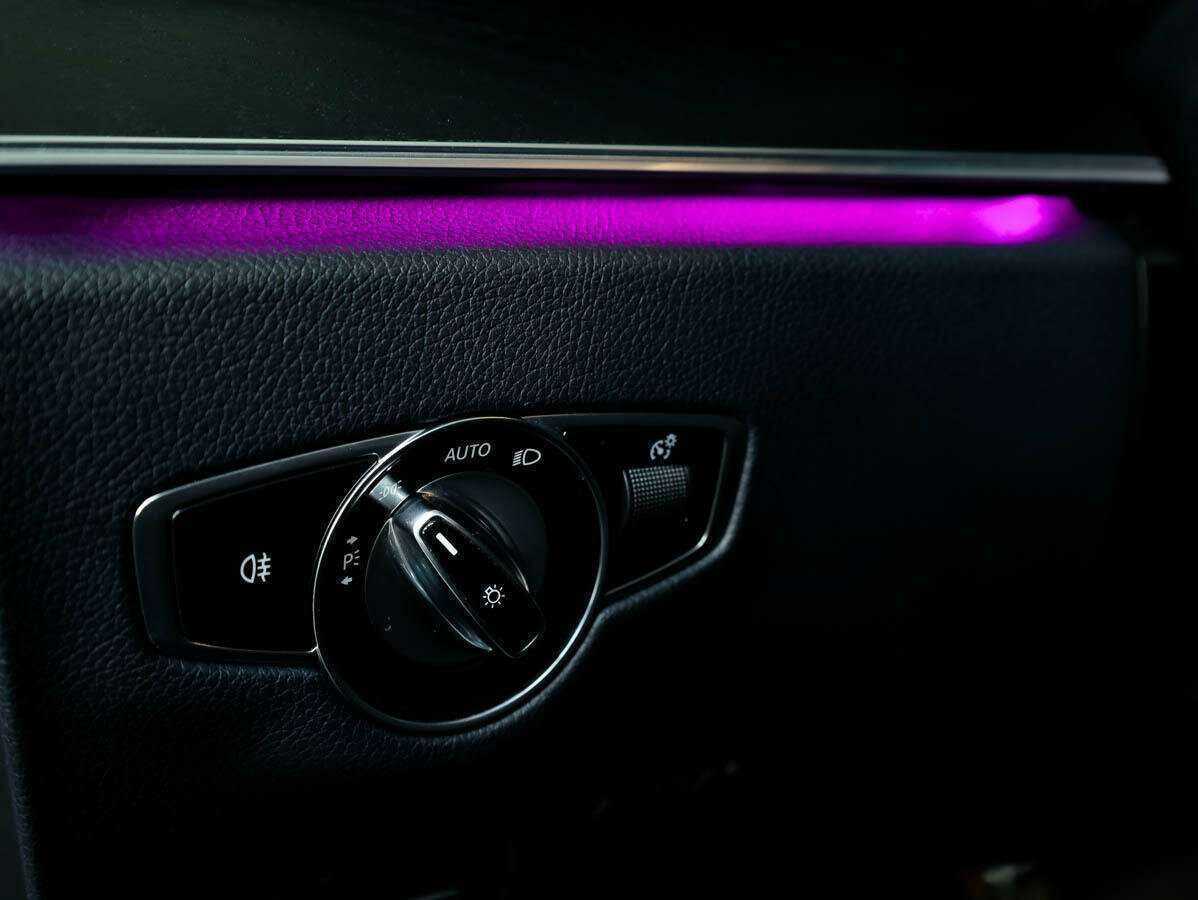 Mercedes-Benz E-Класс 2020 года с пробегом. Фото: #25