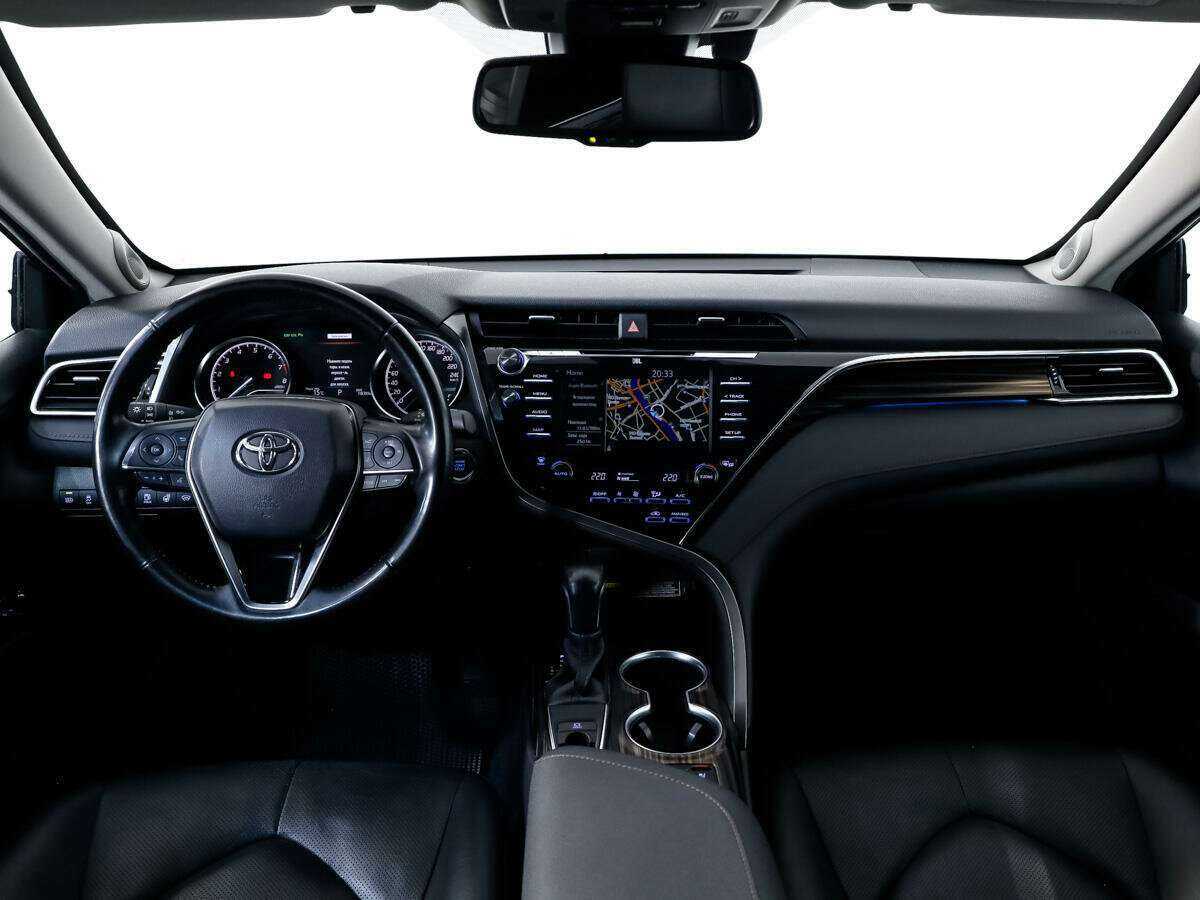 Toyota Camry 2019 года с пробегом. Фото: #9