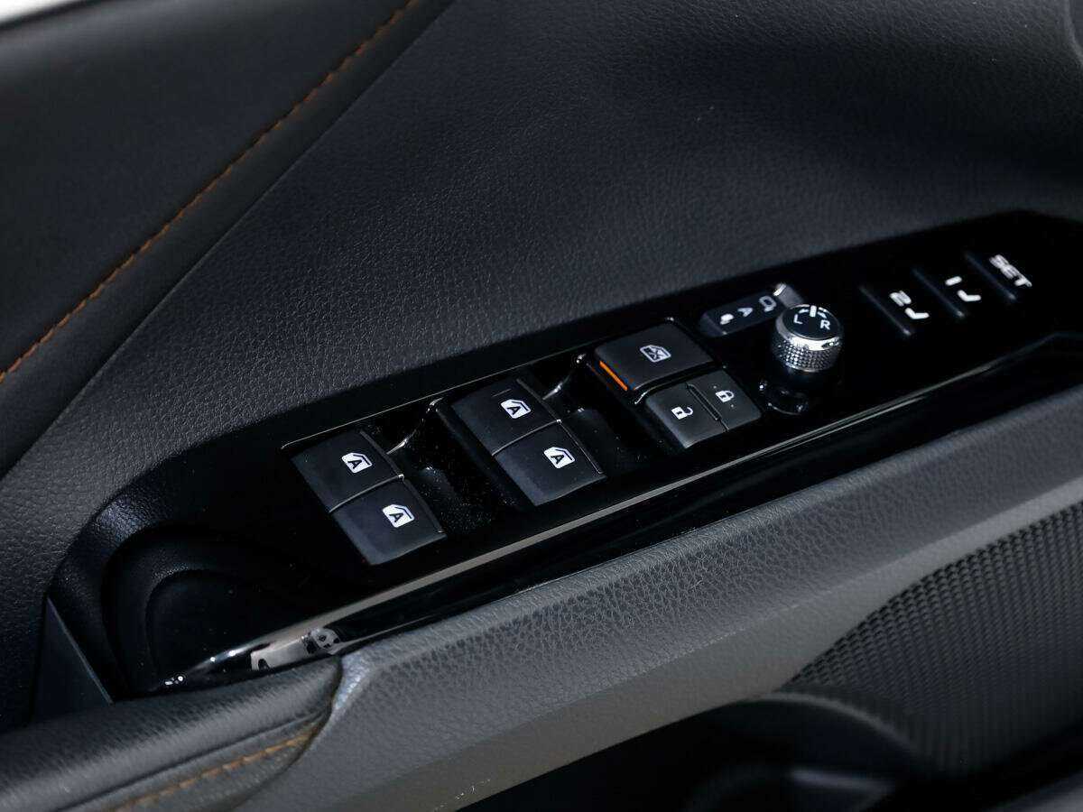 Toyota Camry 2019 года с пробегом. Фото: #14