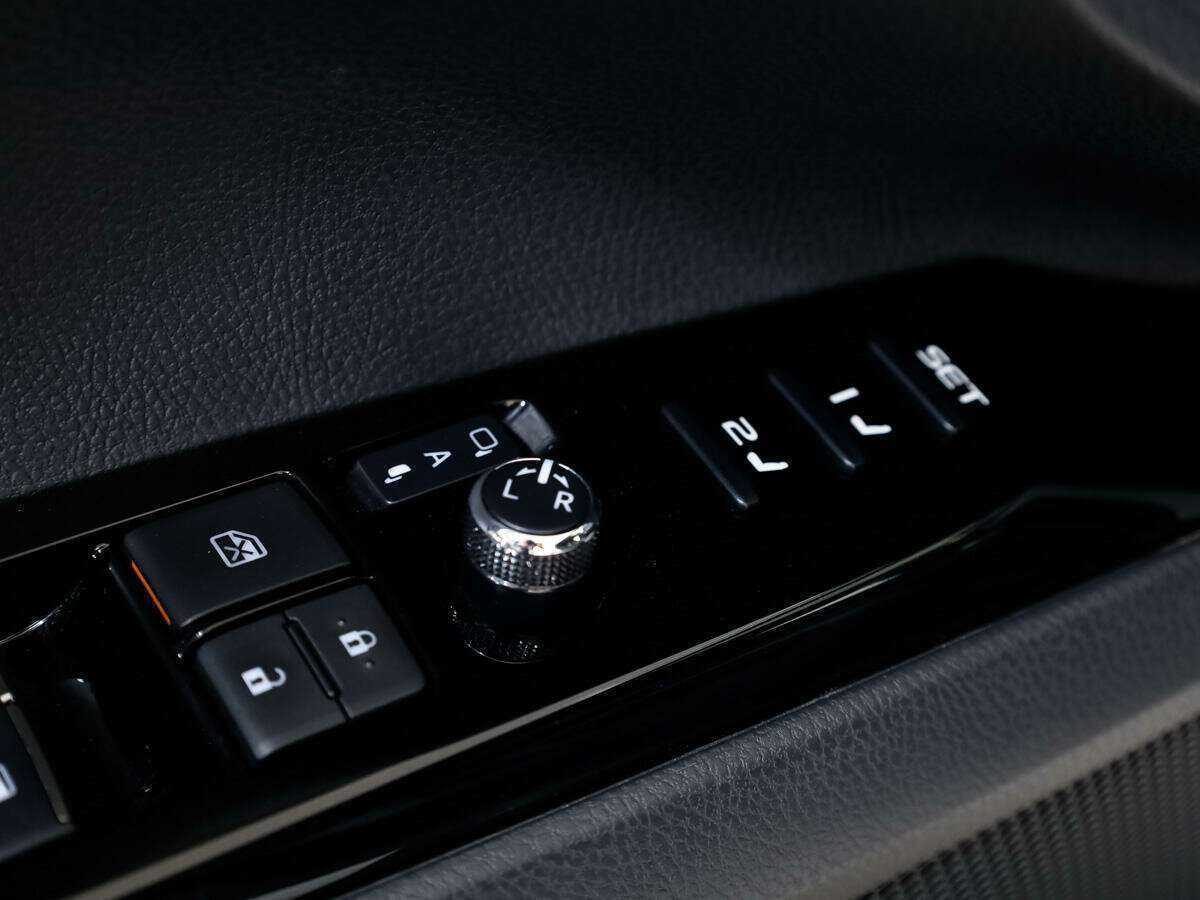 Toyota Camry 2019 года с пробегом. Фото: #15