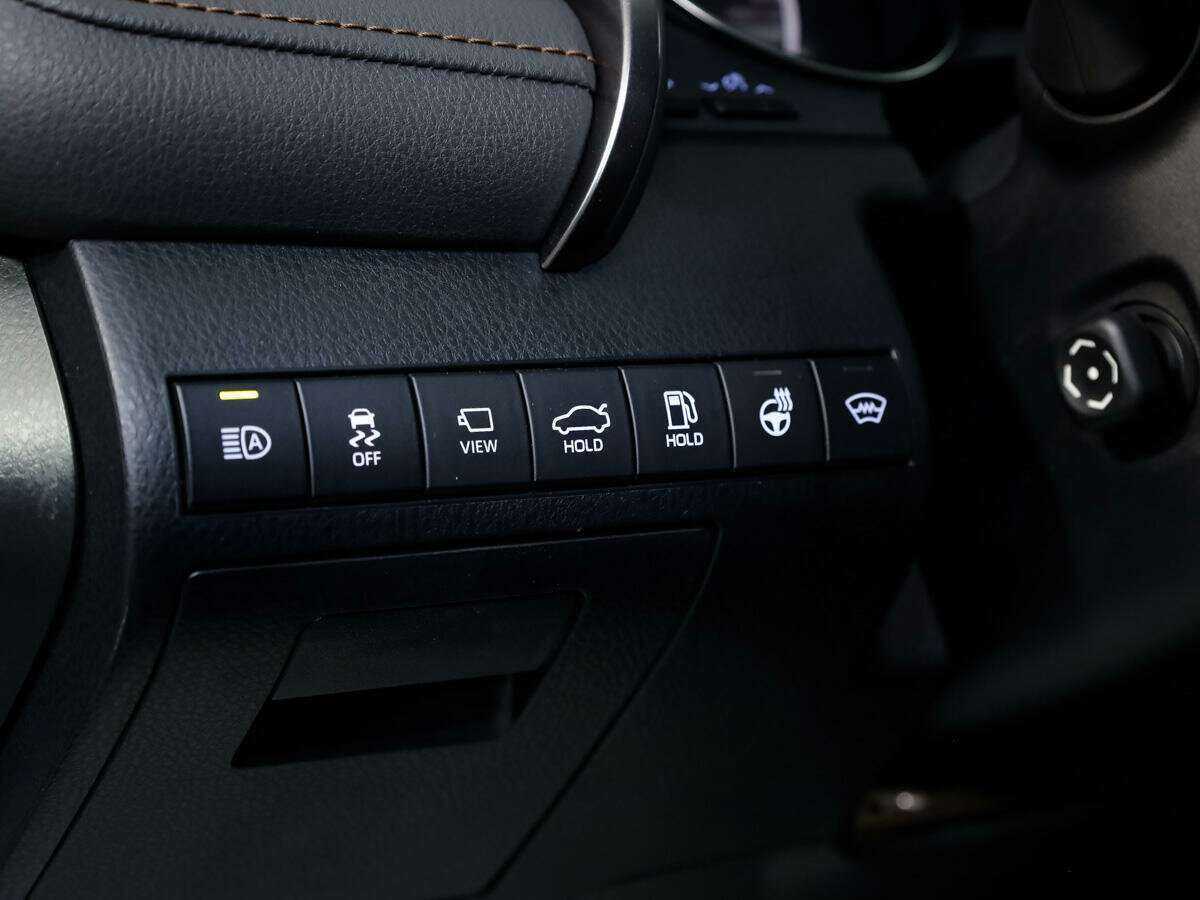 Toyota Camry 2019 года с пробегом. Фото: #20