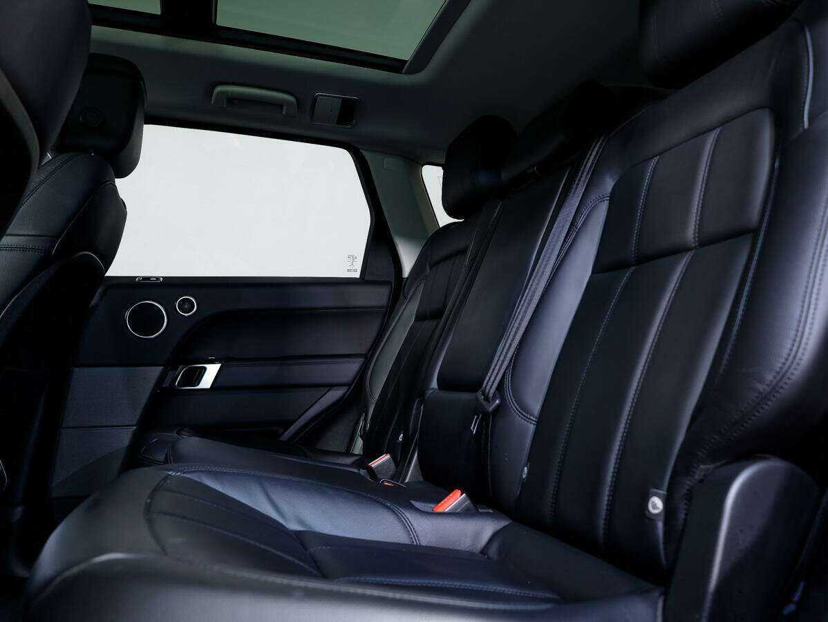 Land Rover Range Rover Sport 2018 года с пробегом. Фото: #8