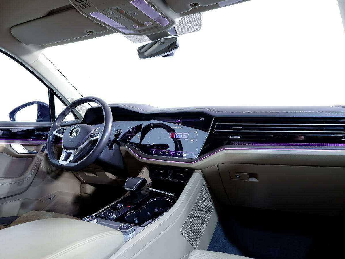 Volkswagen Touareg 2020 года с пробегом. Фото: #6