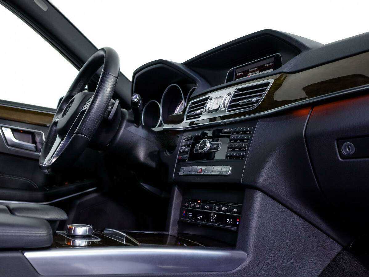 Mercedes-Benz E-Класс 2014 года с пробегом. Фото: #18