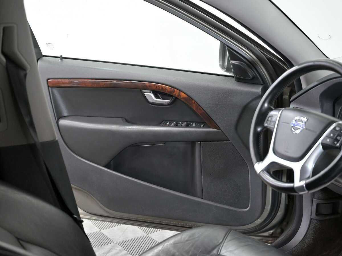 Volvo XC70 2010 года с пробегом. Фото: #10