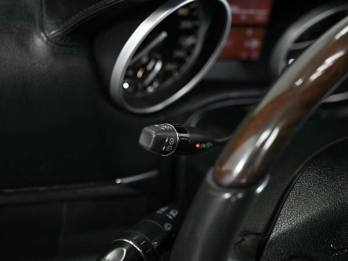 Mercedes-Benz GL-Класс 2012 года с пробегом. Фото: #13